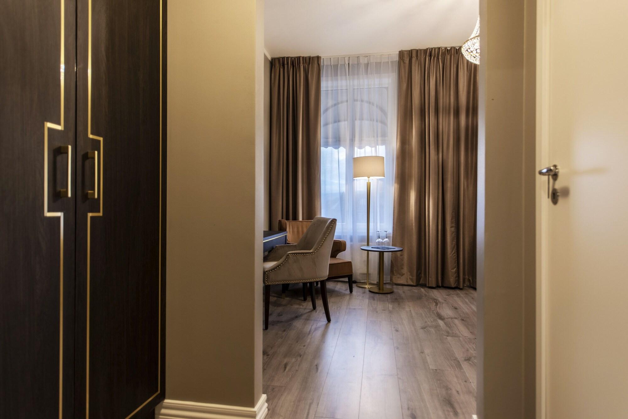 Home Hotel Grand Gjøvik Buitenkant foto